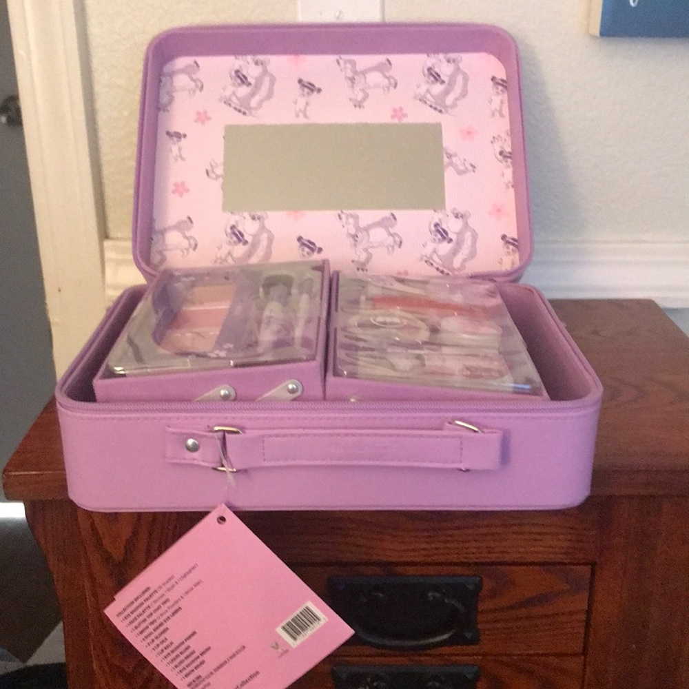 NWT Limited Edition Pixar Monsters Inc Ulta Makeup Set
